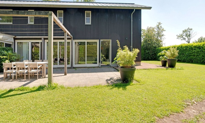 Grou Maison | Maison familiale à Grou près des sports nautiques
