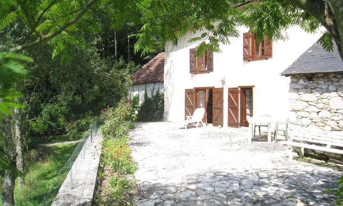 Seix Maison | Maison familiale en pleine nature, face au Mont Valier