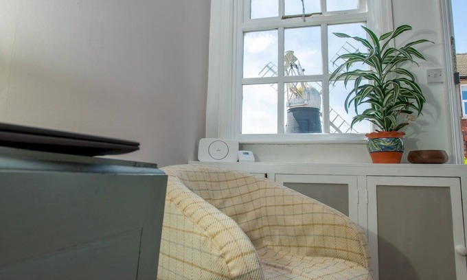 Lincoln Maison | Family house with stunning Mill view | Pass The Keys