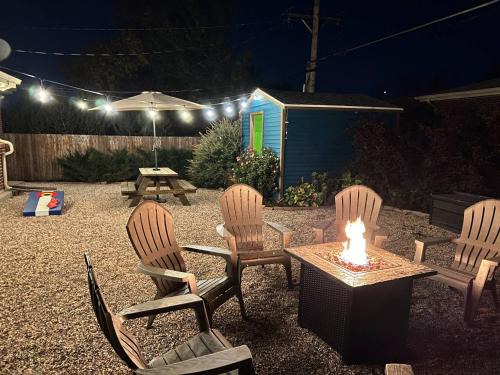 Dupont Maison | Family Retreat W Game Room & Backyard