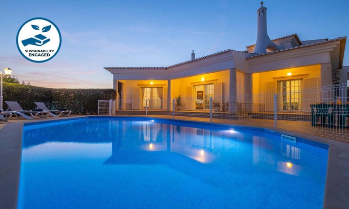 Cerro do Ouro Villa | WONDERFUL VILLA W/ PRIVATE HEATABLE SALTWATER POOL, FREE WIFI AND A/C