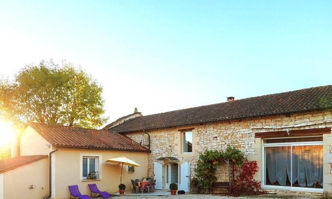 Saint-Medard Maison | Maison de vacances confortable avec terrasse