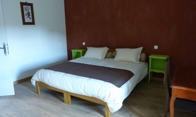 Saint-Thomas-de-Conac Maison | Suite familiale comprenant 1 chambre parentale et 1 chambre Enfants (2 lits)