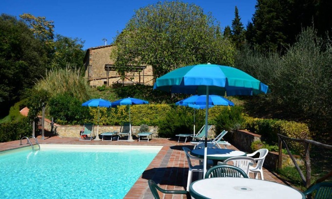 Radicondoli Villa | Villa familiale et piscine privée pour 8 personnes accessibles à pied depuis Radicondoli