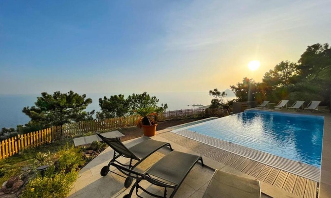 Antheor Villa | Family villa with Unique Sea view for 11people