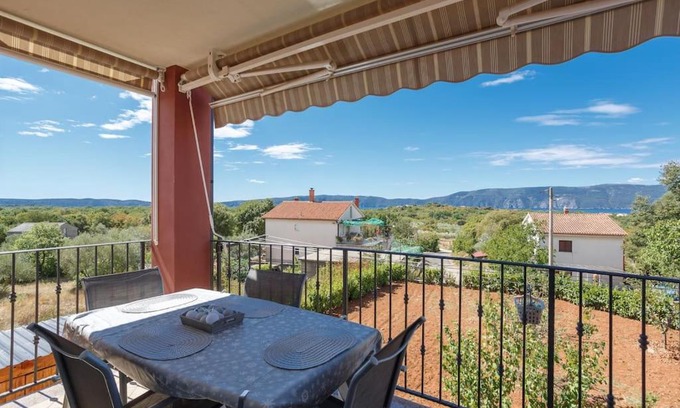 Skrbcici Appartement | Family village apartment