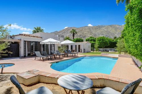 The Movie Colony Maison | Famous Movie Colony Estate- Casa de Amigos Estate- Ultra Luxe, Pool, Spa, Firepit 4bd, 3.5bth