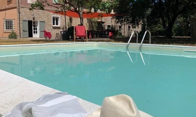 Fano Villa | Fano - Grande maison de campagne à 5 mn du centre ville avec piscine