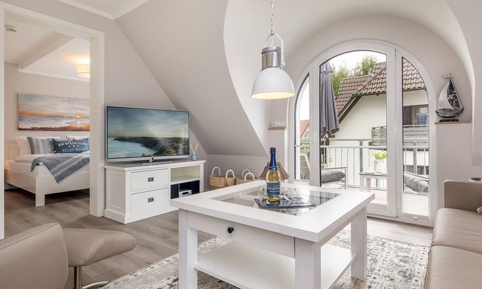 Zingst Appartement | Fantastic, exclusive, newly built vacation apartment only 250m from the white sandy beach e