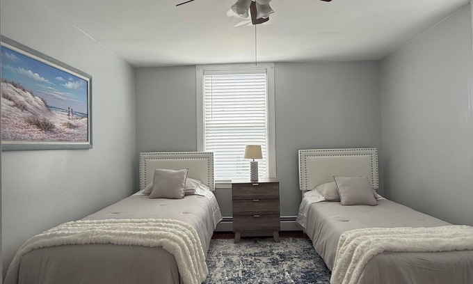 Beverly Appartement | Fantastic 2-bedroom apartment in Beverly by the beach - near historic Salem