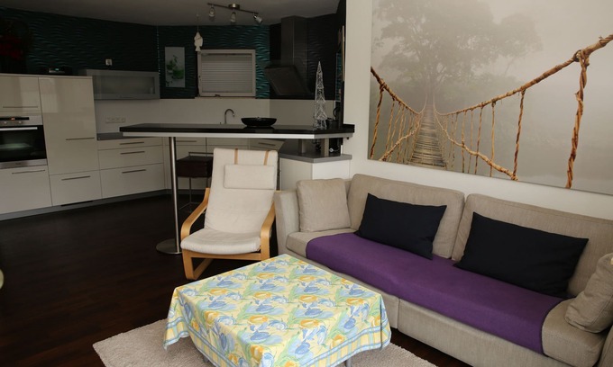 Bad Wildungen Appartement | Fantastique appartement avec terrasse, grand jardin et vue magnifique