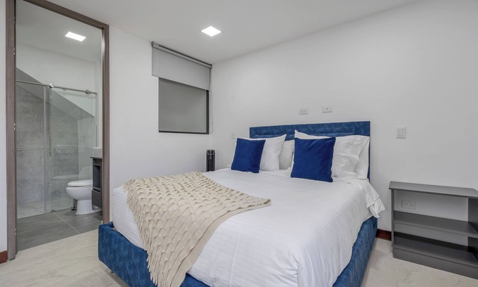 Guayabal Appartement | Fantastic apartment with WiFi in vibrant Medellín