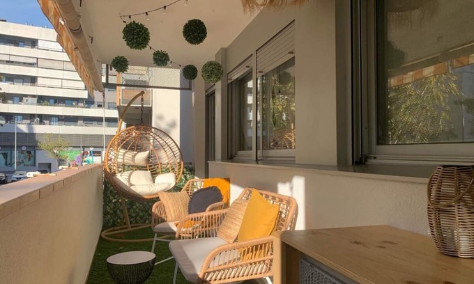 Terrassa Appartement | FANTASTIC APT. TERRASSA (Barcelona) + POOL, 25 minutes from Barcelona, 6 pers.