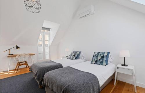 Penha de Franca Appartement | Fantastic Duplex in Private Condominium at Graça