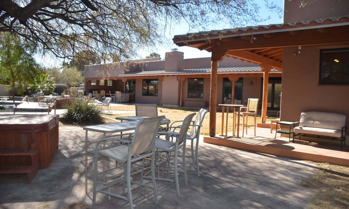 Tucson Maison | Fantastique Resort comme 5 BR 5 BA maison à Tucson Country Club, piscine, Bocce, Acre