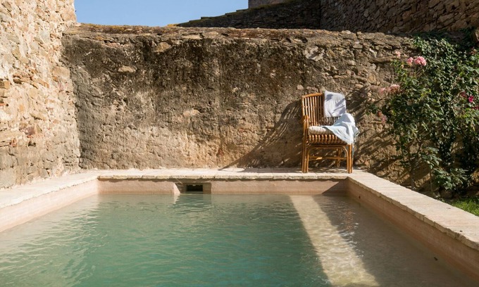 Gualta Maison | Fantastique maison rurale avec piscine et jardin, à 5 minutes de la plage
