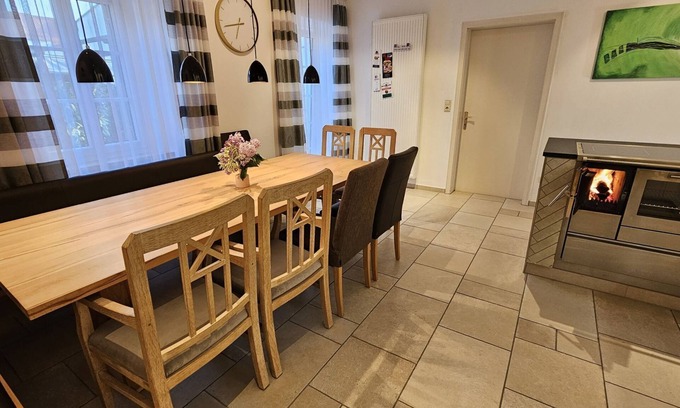 Kelheim Appartement | Fantastic vacation home (200 sqm) for up to 10 people with terrace