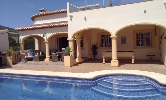 Benitachell Villa | villa fantastique, piscine chauffée, superbes vues location à long terme considérée