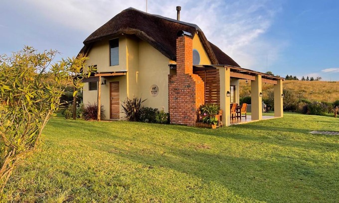 Curry's Post Maison | Far Away Place