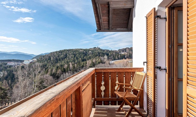 Collalbo Appartement | Ferme 'Alpin Farm Linde' avec vue sur les montagnes, jardin partagé et Wi-Fi