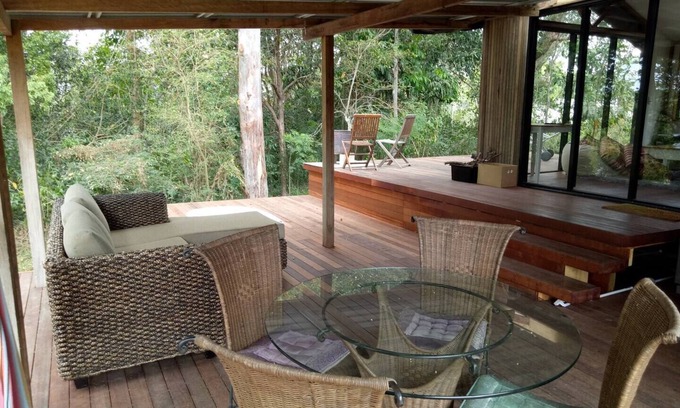 Mullumbimby Cabine | Farm Stay - Poolside Cabin w/2 Person Bath