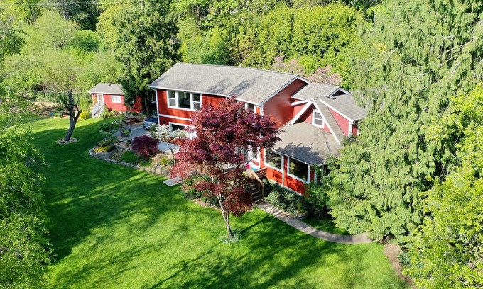 Gresham Autre | Farmhouse & Creekside Get-Away on hidden acreage in historical downtown Gresham.