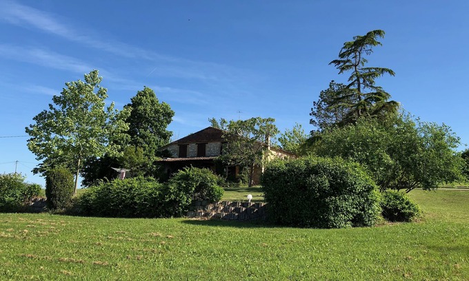 Boudy-de-Beauregard Maison | Farmhouse with two Gites and private pool, ideal for family groups