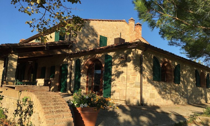 Chianni Maison | maison de vacances à Chianni avec jardin