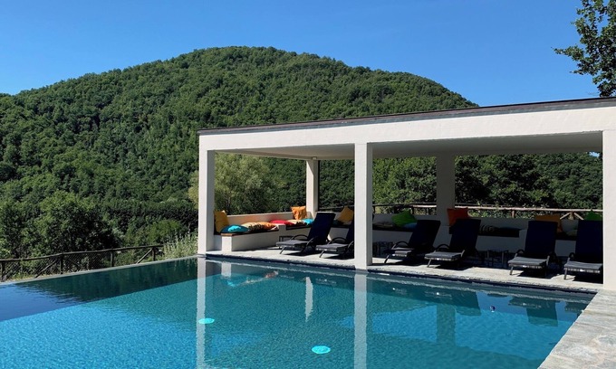 Santa Reparata Autre | Ferme "Parulia Country House - Estia" avec piscine partagée, terrasse partagée et Wi-Fi.