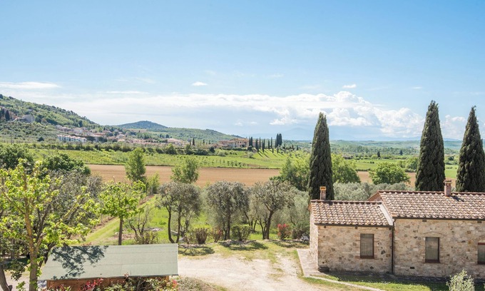 Serre di Rapolano Autre | Agritourisme 'Podere Del Pereto Bio- 201' avec piscine partagée, terrasse privée et Wi-Fi