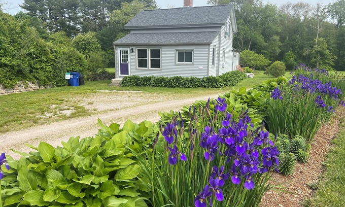Pawcatuck Autre | Merry Hall Farmhouse