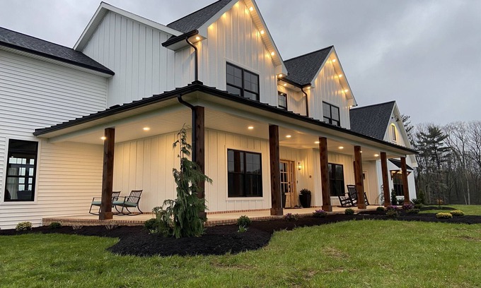 Pine Grove Autre | Farmhouse Secrets