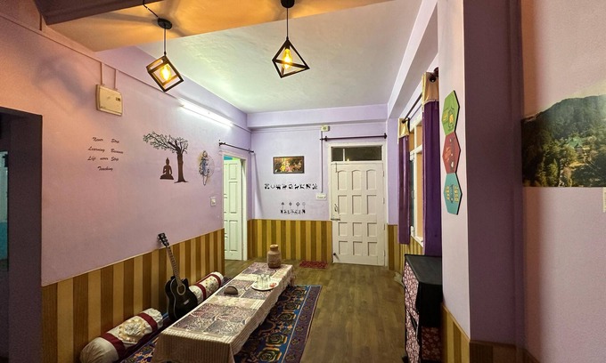 Shimla Autre | farmhouse & treehouse surrounded with orchids with mountain valley and city view