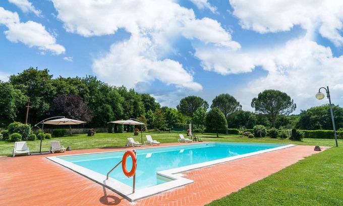 Bucine Autre | Ferme avec vue sur la piscine