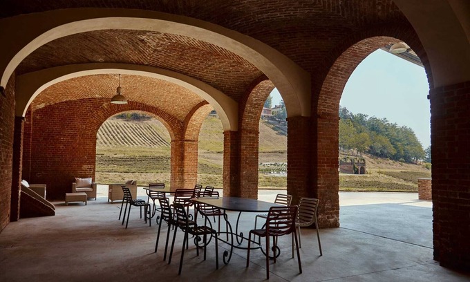 Cossombrato Autre | Farmhouse with rooms and private bathroom. Bioswimming pool for guests!
