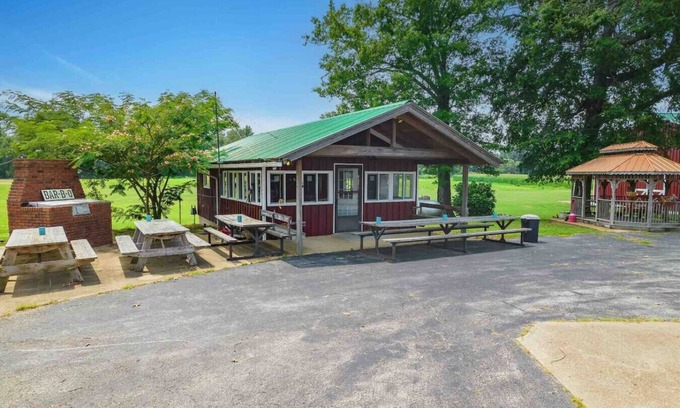 Mercer Autre | Farming resort; rustic meets luxury