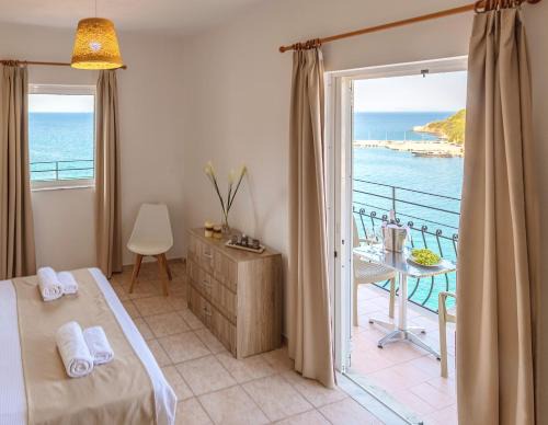 Eleios-Pronnoi Appartement | Faro Del Porto