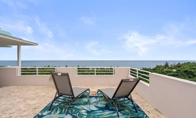 Emajagua Appartement | Faro Penthouse | Beachfront with Stunning Views