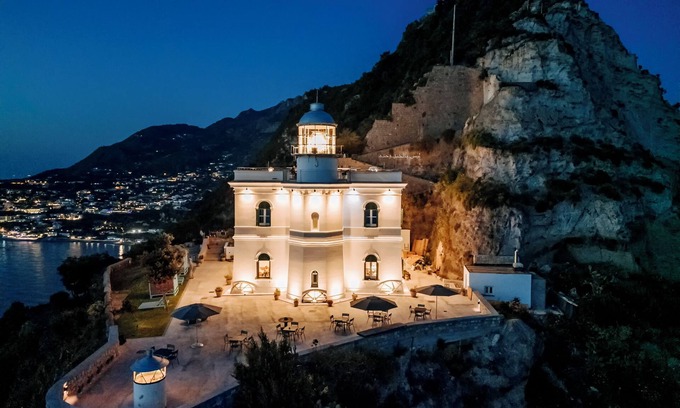 Panza Maison | Faro Punta Imperatore