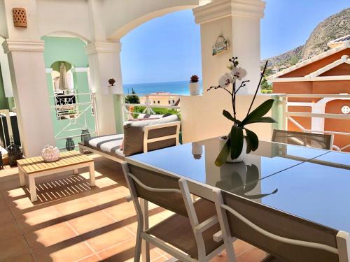 La Canuta Villa | FARO VERDE