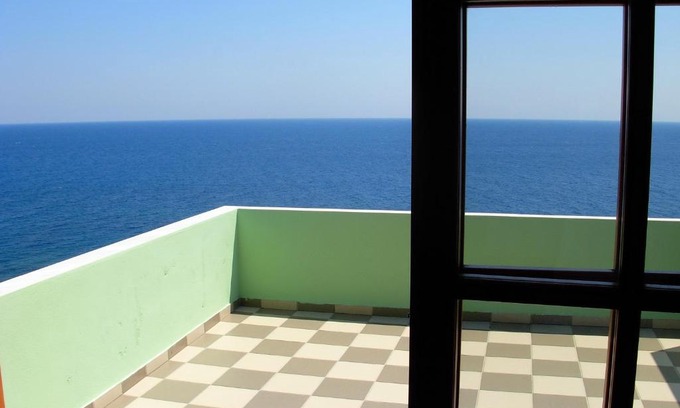 Pagoneri Hôtel | Faros