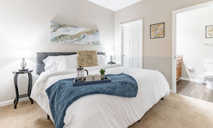 Huntsville Appartement | Fast WiFi, King Bed, Gym, Free Parking
