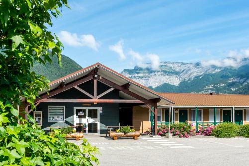 Thones Hôtel | Fasthotel Thones
