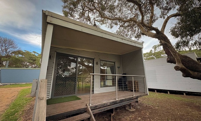 Cape Otway Cabine | FDE 4 - FAMILY DELUXE 2 BEDROOM CABIN