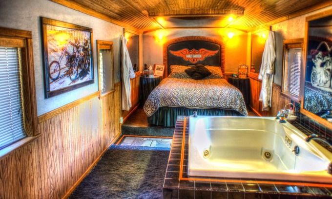 Nice Lit Et Petit-Déjeuner | Featherbed Railroad B&B Resort