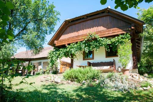 Oriszentpeter Maison | Fecskefészek Vendégház Őriszentpéter