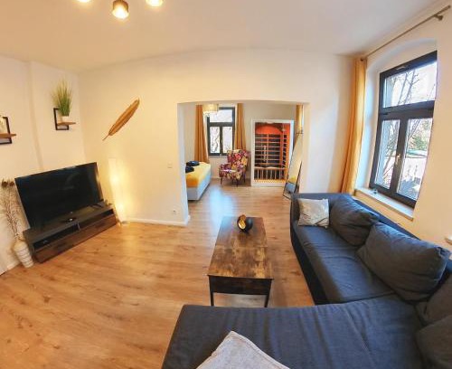 Loebtau Appartement | FederTraum mit Sauna, sehr gemütlich