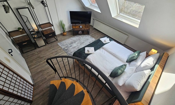 Eisenach Appartement | ★ Wartburg view ★ Apartment with 3 bedrooms - roof terrace