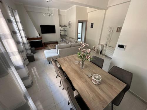 Aigio Appartement | Feel Like Home