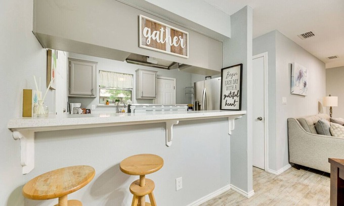 San Juan Maison | Fenced Large Yard & Grill: Entire Modern House